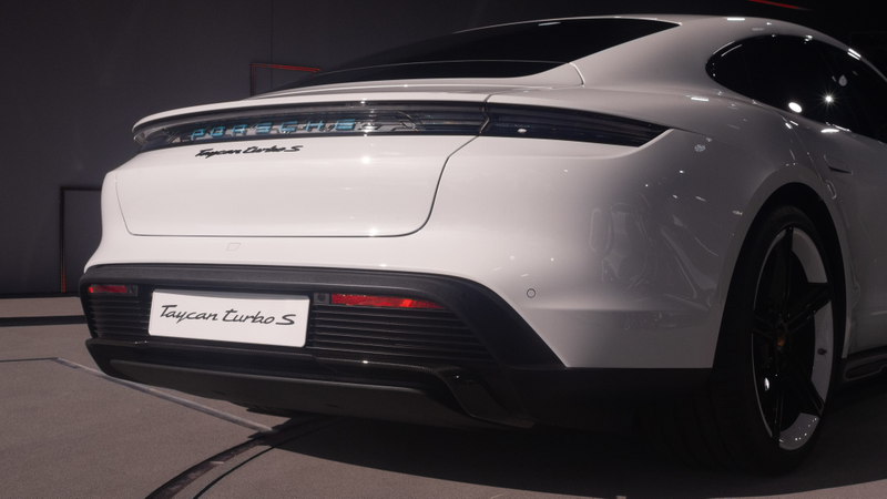 Illustration for article titled The Coolest Design Features On The 2020 Porsche Taycan Turbo S